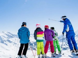 Skigruppe im Skigebiet Obertauern